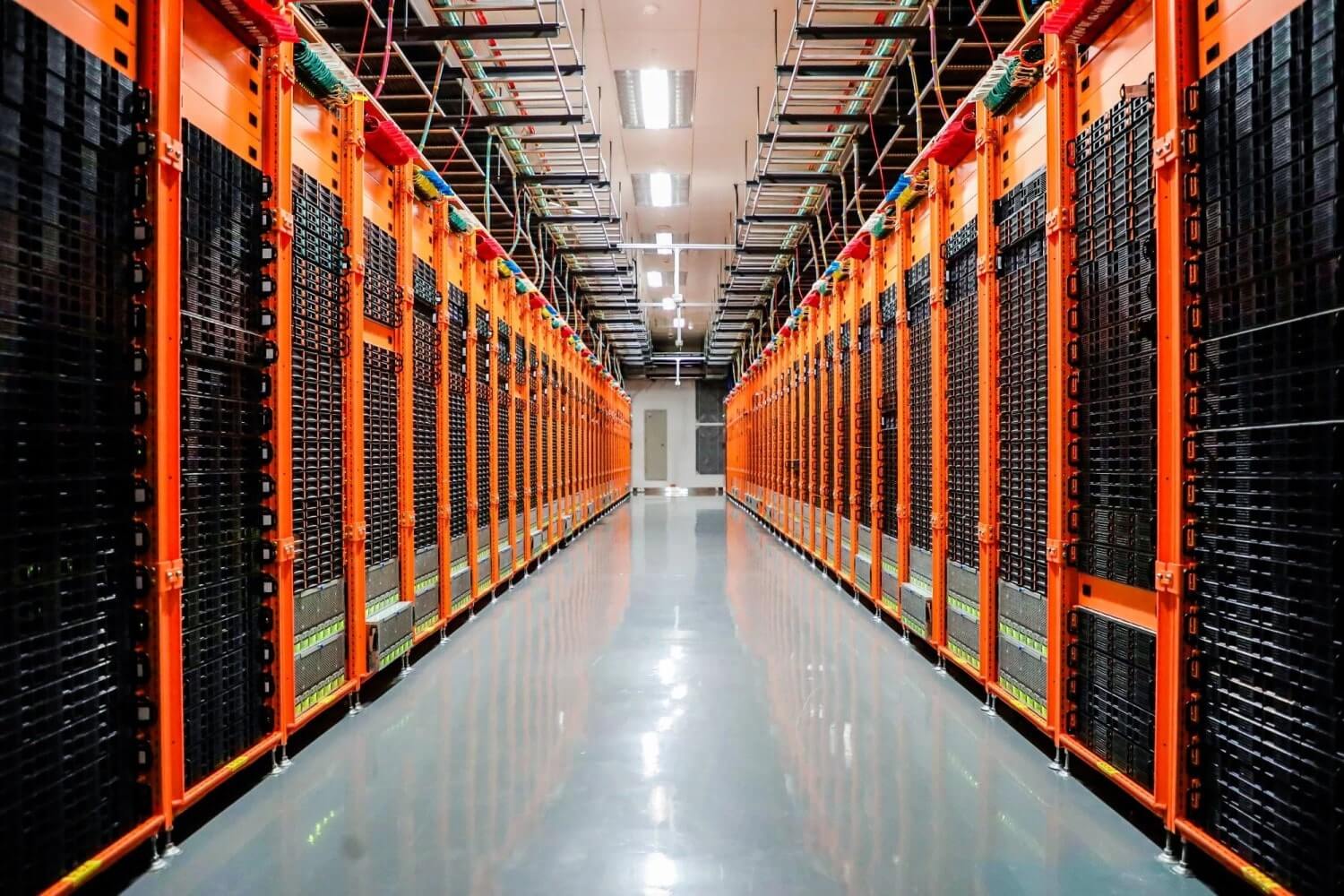 Alibaba plant Gebühren für große Open-Source-Nutzer