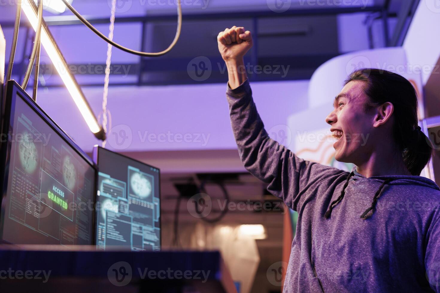 CEO wird von Entwicklern gerettet, nachdem er sie wegen AI gefeuert hat